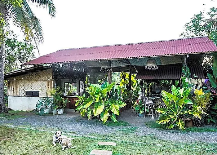 Banlaw Pool And Garden Resort