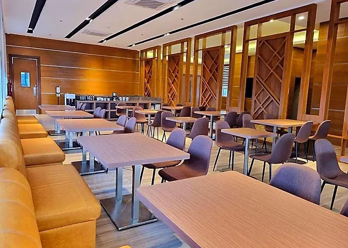 Alvea Hotel